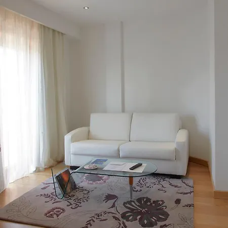 Отель Campoamor