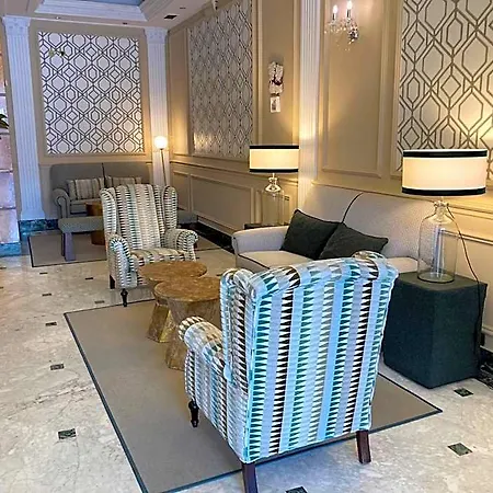 Otel Campoamor Oviedo