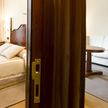 Campoamor Otel Oviedo