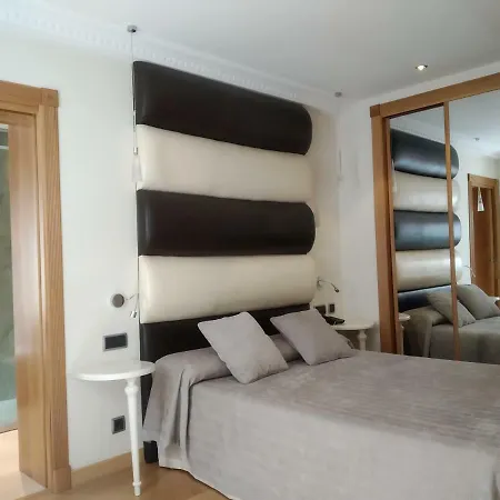 Otel Campoamor