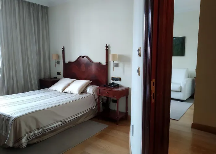 Готель Campoamor 4*